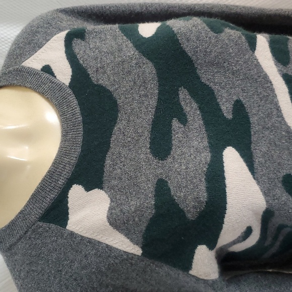 VELVET BY Graham&Spencer 100%Cashmere Camouflage Sweater Gray Green White Size M - Picture 7 of 10